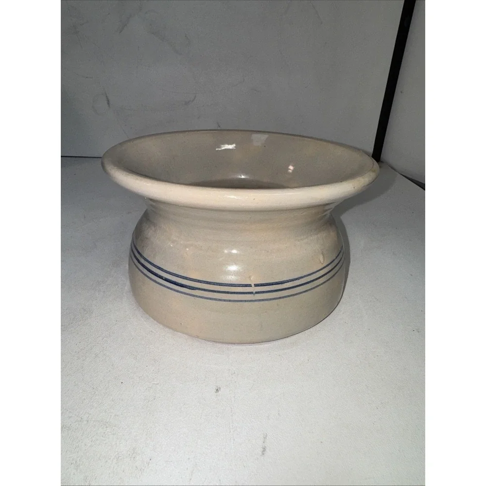 Unmarked spittoon stoneware
